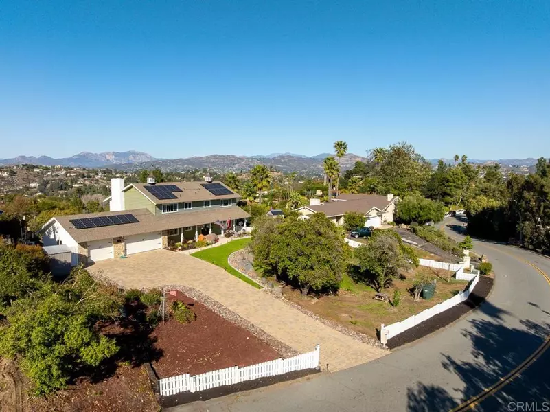 11328 Rolling Hills DR, El Cajon, CA 92020