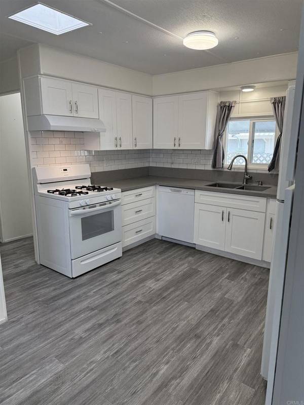 1174 E Main St Spc 102, El Cajon, CA 92021