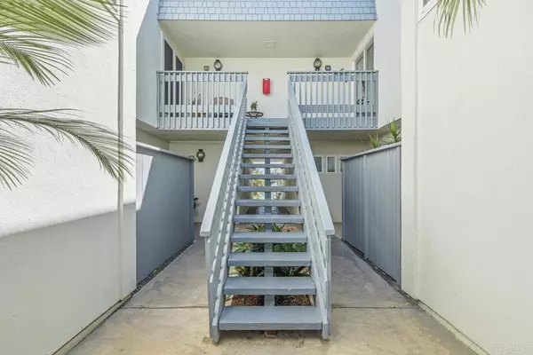 Coronado, CA 92118,30 Antigua ct