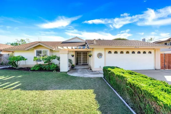 759 Lazy Circle DR, Vista, CA 92081