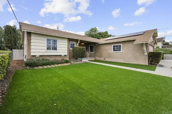 San Diego, CA 92139,2826 Beatrice ST