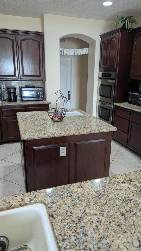Apple Valley, CA 92308,9367 Mustang Av