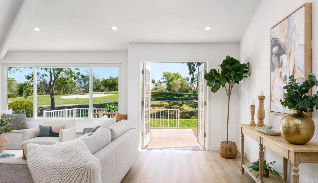 12142 Royal Birkdale Row #F, San Diego, CA 92128