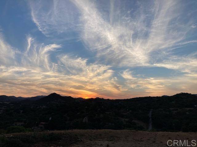 Alpine, CA 91901,22645 Illahee Drive