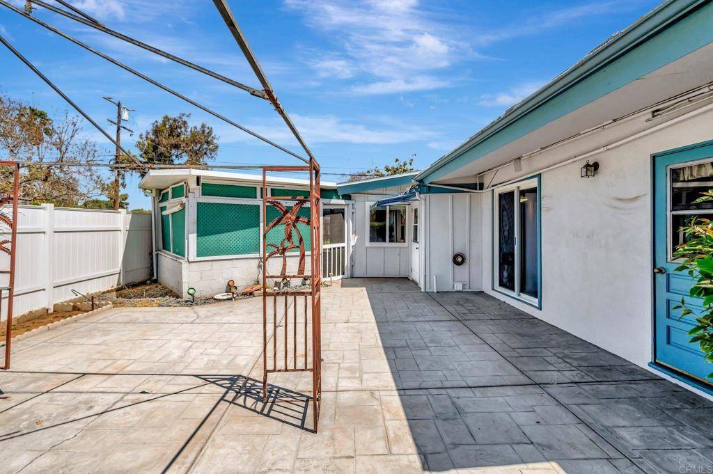 Bonita, CA 91902,3205 Mesa Verde