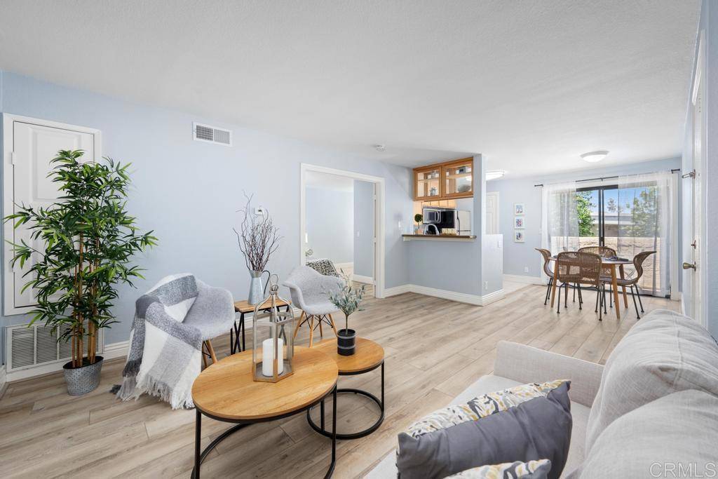 Santee, CA 92071,8731 Graves AVE #13