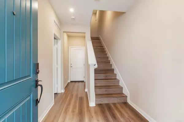 Oceanside, CA 92056,1771 Laurelwood WAY
