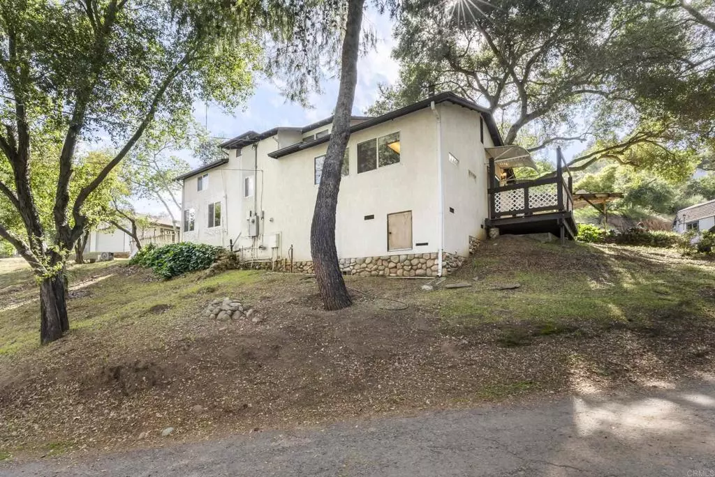 Alpine, CA 91901,1065 Peutz Valley RD