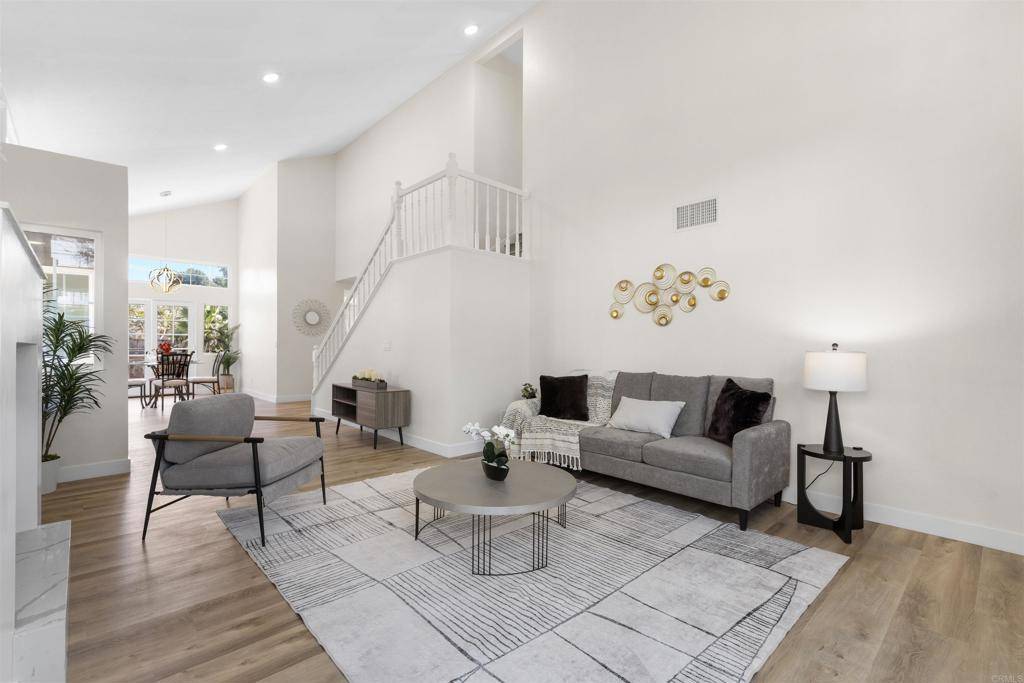 El Cajon, CA 92020,1194 Erin DR