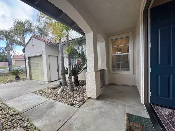 Ramona, CA 92065,23661 Calle Ovieda