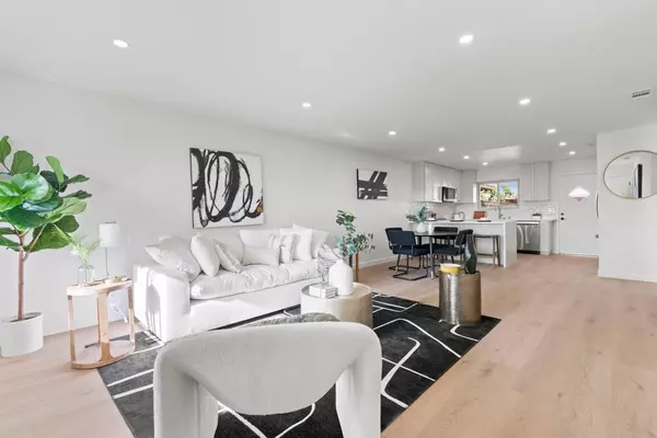 1017 Plover WAY, Oceanside, CA 92057