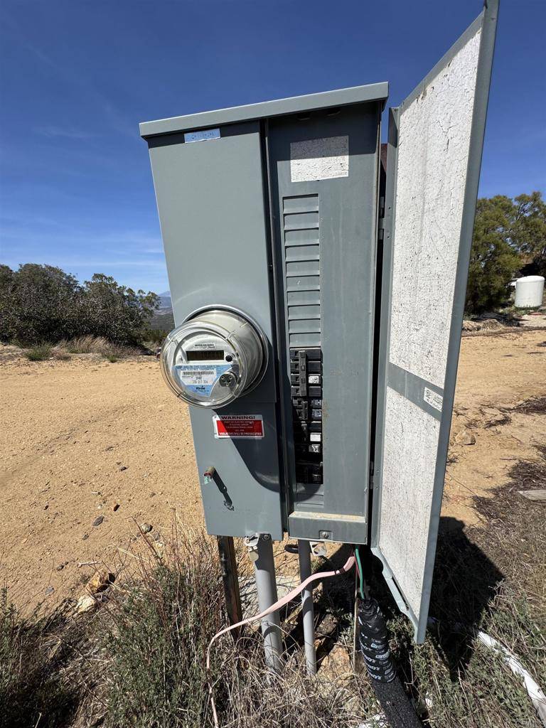Anza, CA 92539,60770 Rim Rock RD