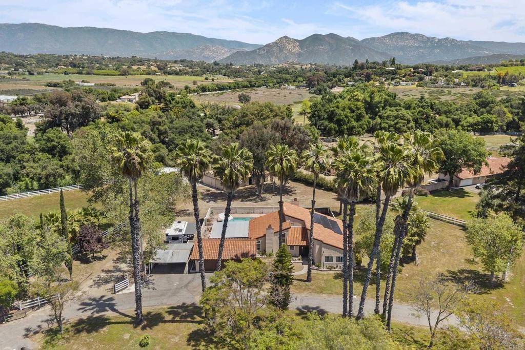 15408 Glentree RD, Valley Center, CA 92082