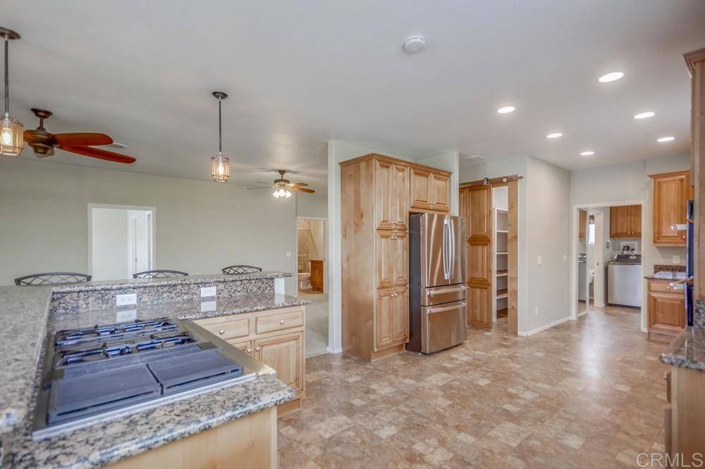 Lakeside, CA 92040,9500 Harritt Rd #63