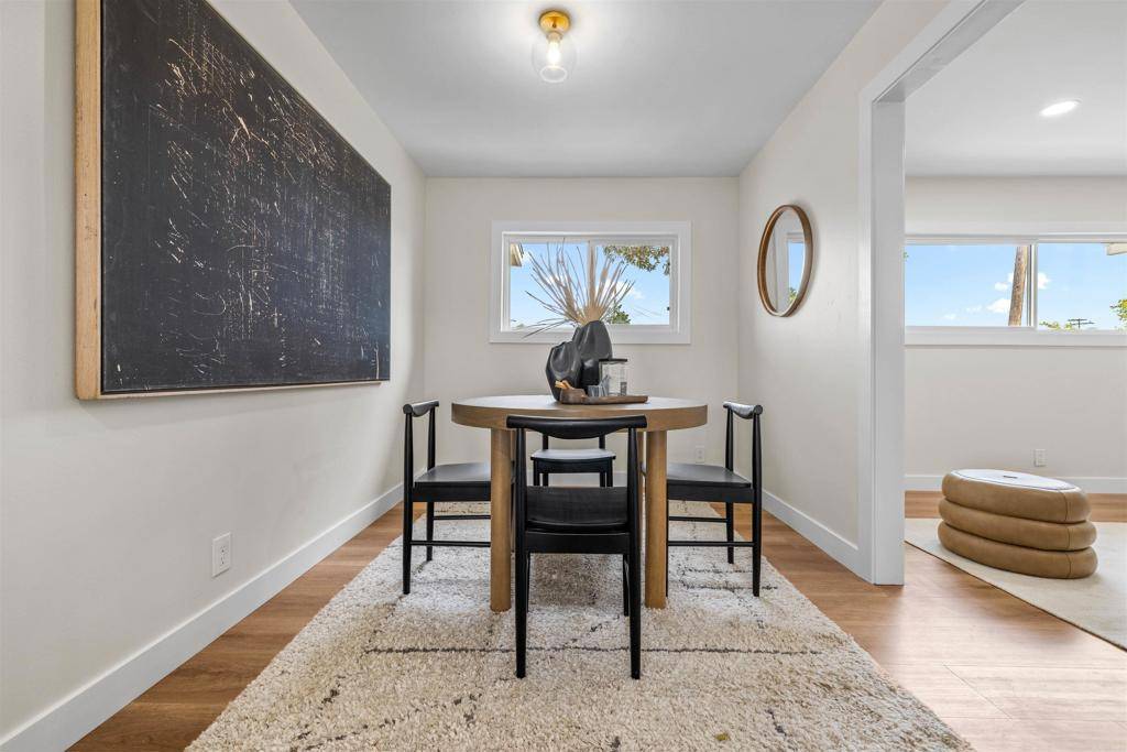 San Diego, CA 92117,5061 Canosa Avenue