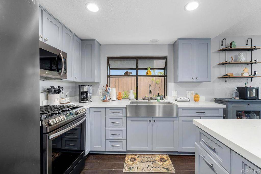 La Mesa, CA 91941,11035 Via Merida