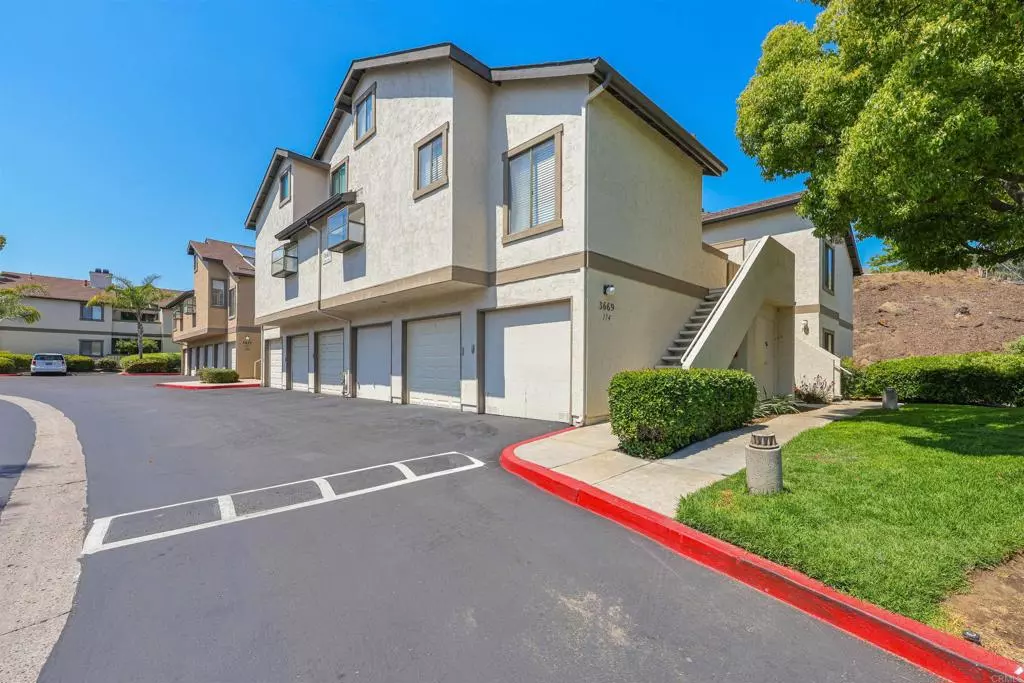 La Mesa, CA 91941,3669 Avocado Village CT #173