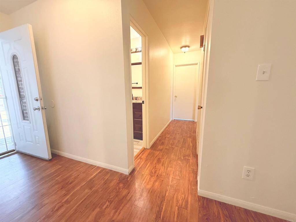 Santee, CA 92071,10442 Nate WAY