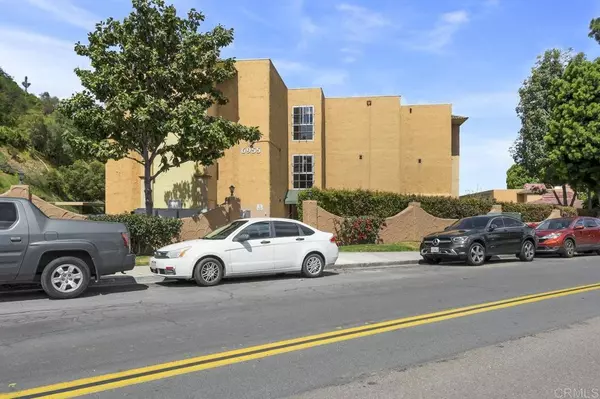 San Diego, CA 92120,6955 Alvarado Rd #30