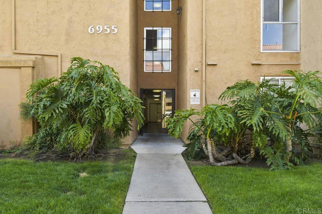 San Diego, CA 92120,6955 Alvarado Rd #30