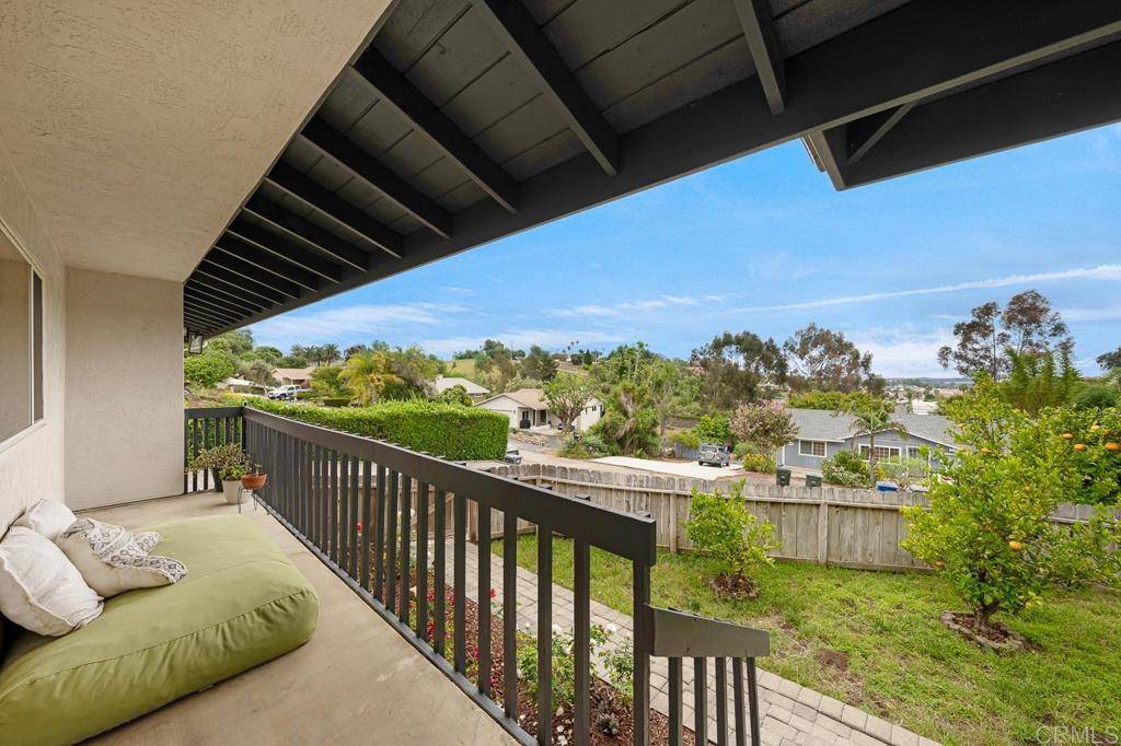 2442 Sunflower, Vista, CA 92083