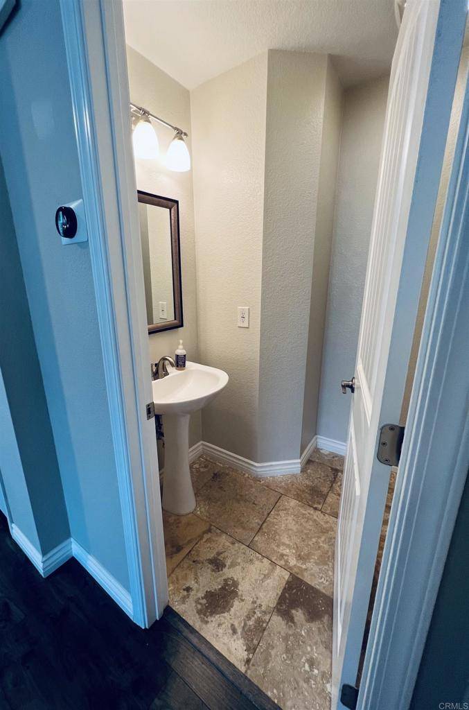 Oceanside, CA 92056,532 Dakota Way