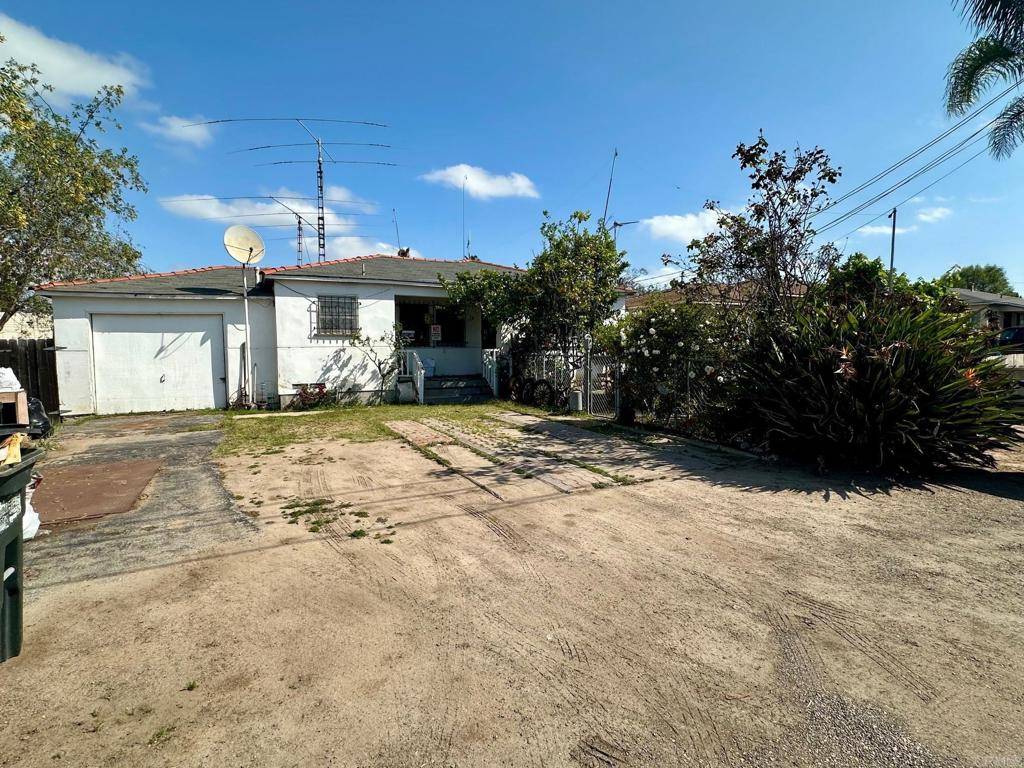 Chula Vista, CA 91911,126 Henry LN