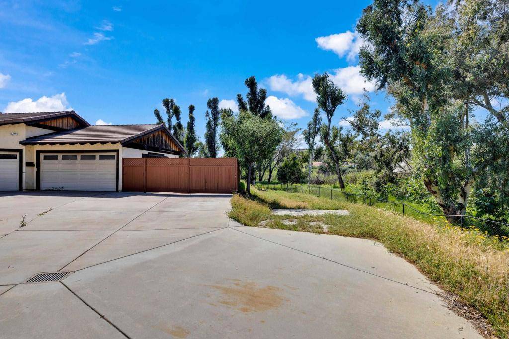 El Cajon, CA 92021,9878 Quail Canyon RD