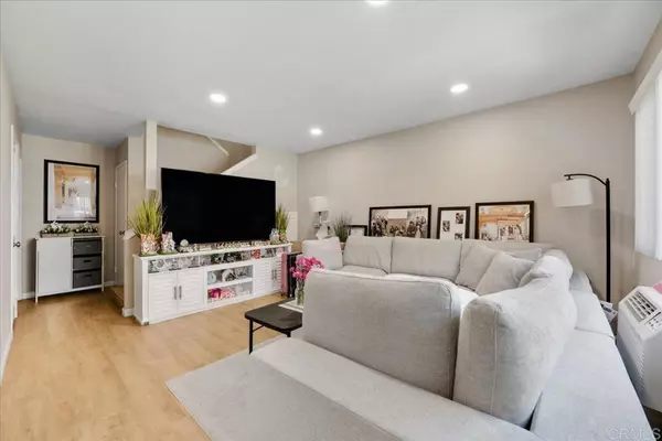 Lakeside, CA 92040,8102 Winter Gardens BLVD #5