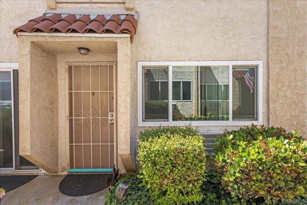 Lakeside, CA 92040,8102 Winter Gardens BLVD #5