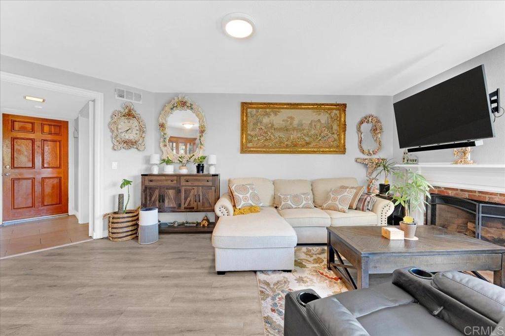 San Diego, CA 91978,2916 Alanwood CT