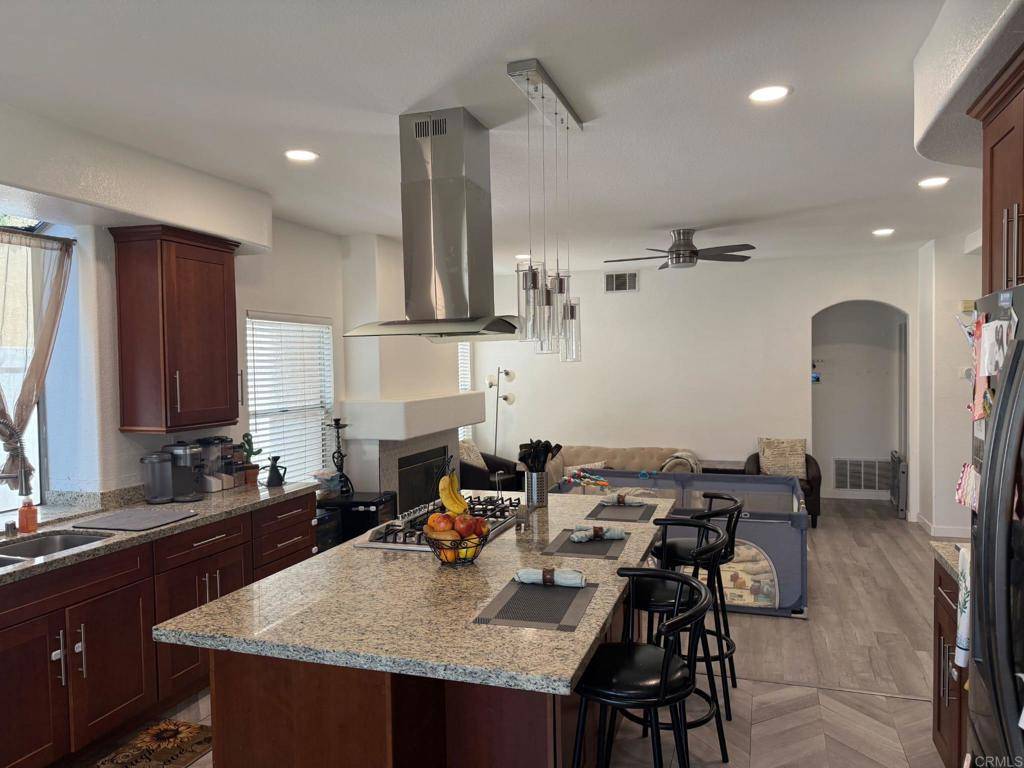 Temecula, CA 92592,43075 Corte Fresca