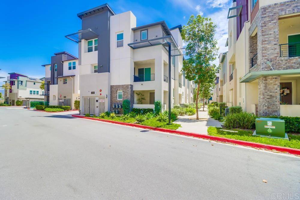 Chula Vista, CA 91915,2140 Stellar Way #4