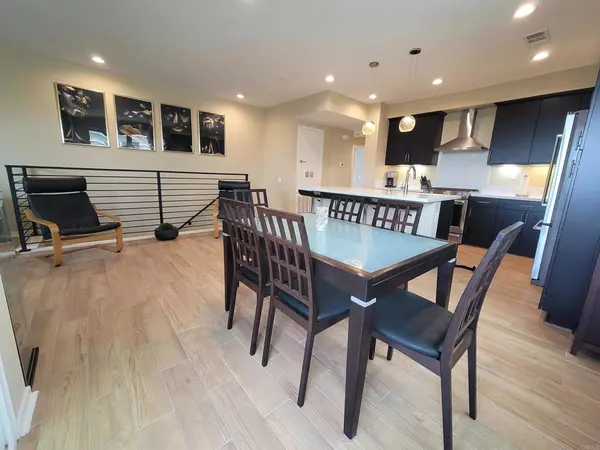 Chula Vista, CA 91915,2072 Tango LOOP #2