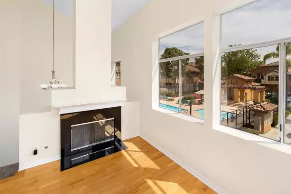 El Cajon, CA 92019,11354 Via Rancho San Diego #J