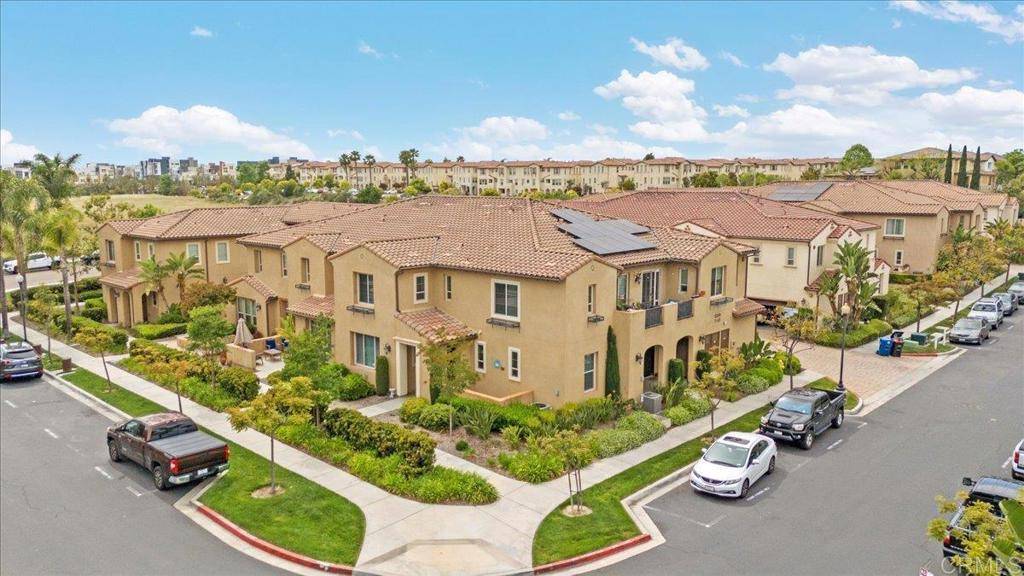 Chula Vista, CA 91915,2208 Pasadena CT #11