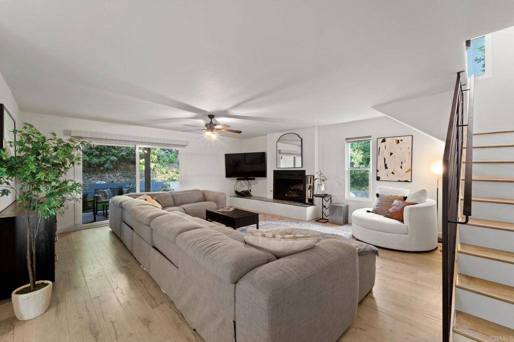 San Diego, CA 92120,7325 Conestoga CT