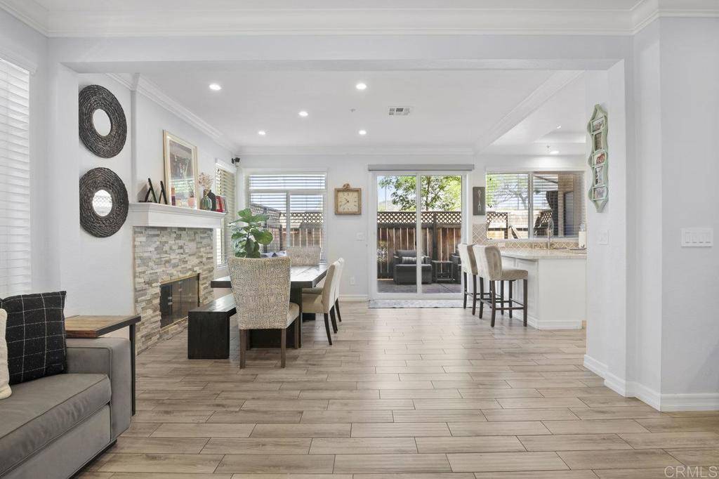 El Cajon, CA 92019,11372 Via Rancho San Diego #B