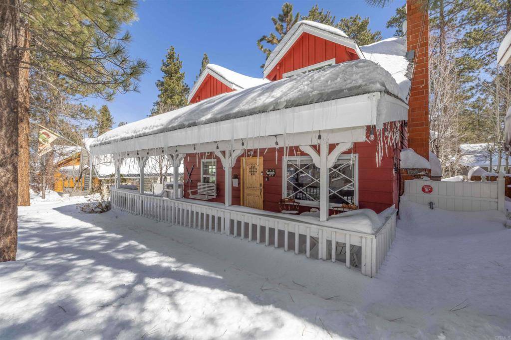 Big Bear Lake, CA 92315,379 Wren DR