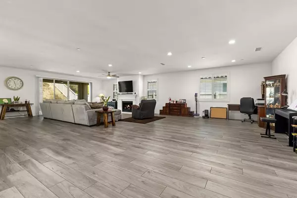 Murrieta, CA 92563,34885 Heartland LN