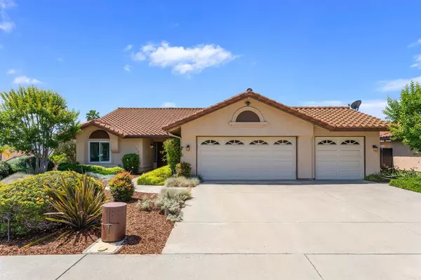 El Cajon, CA 92019,11478 Calle Simpson