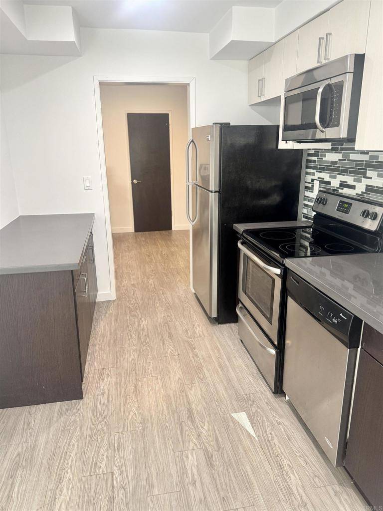 Hollywood, CA 90046,7224 Hillside AVE #11