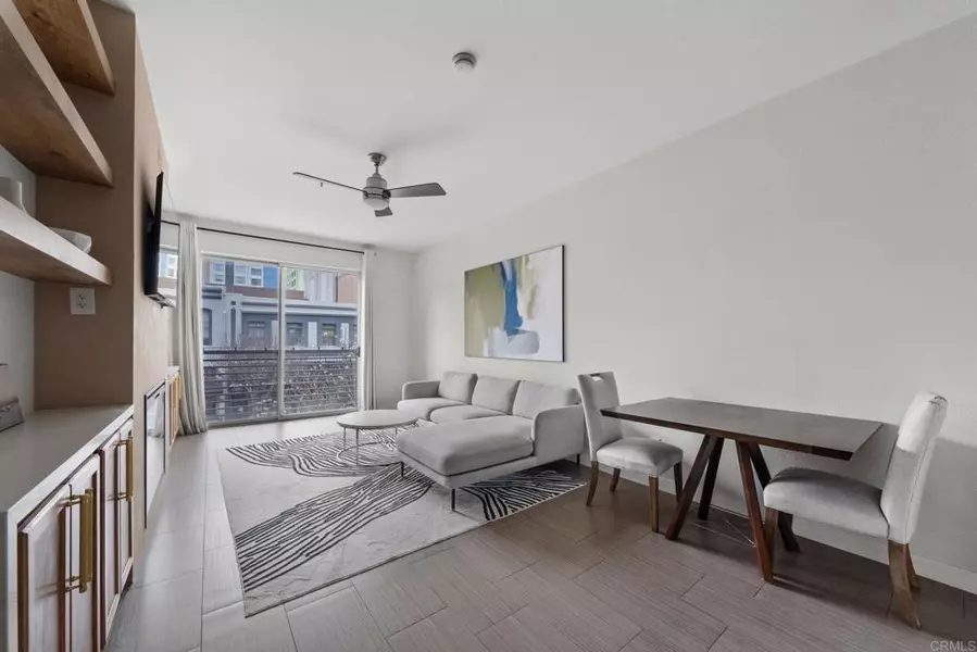 445 Island AVE #321, San Diego, CA 92101