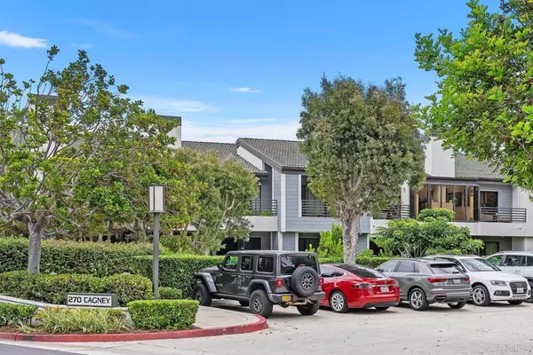 Newport Beach, CA 92663,270 Cagney Ln #315