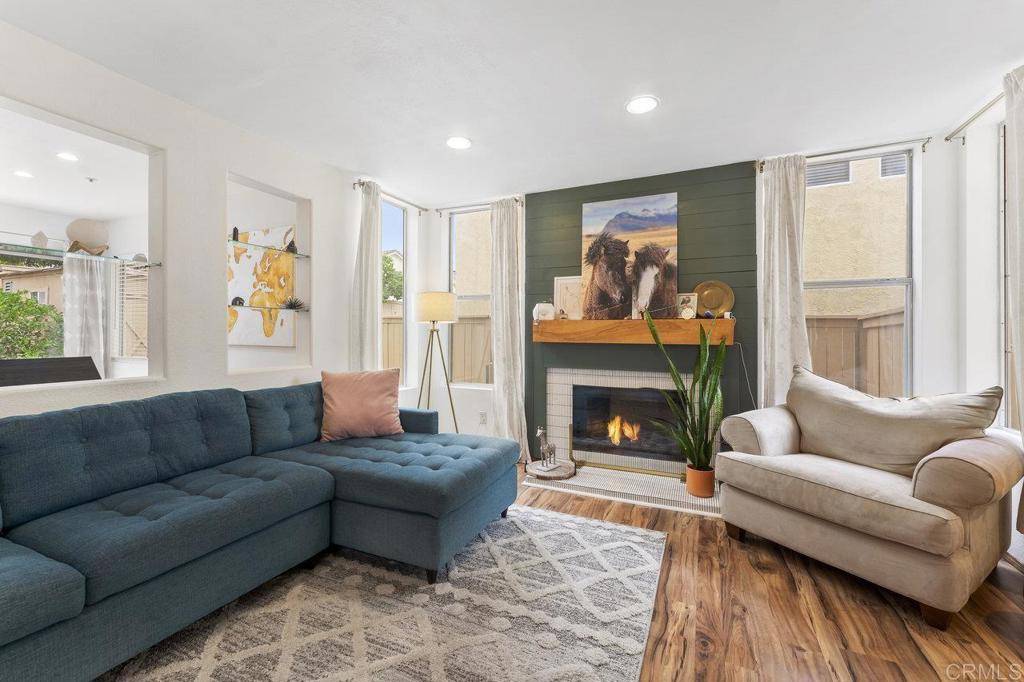 Santee, CA 92071,305 Cobblestone PL