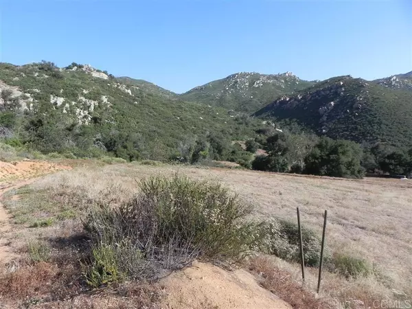 Descanso, CA 91916,9363 Via Arturo