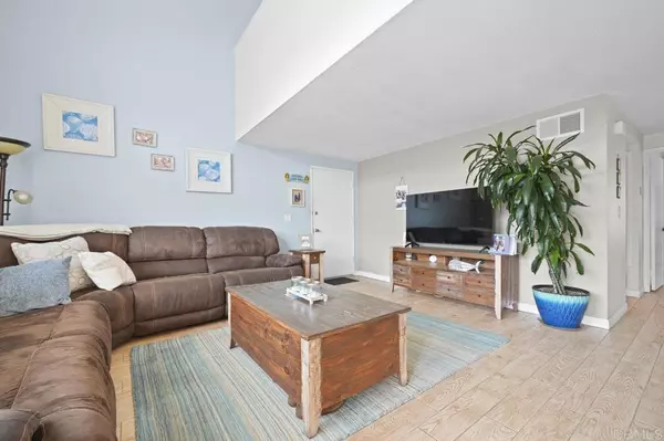 1620 Oro Vista RD N #214, San Diego, CA 92154
