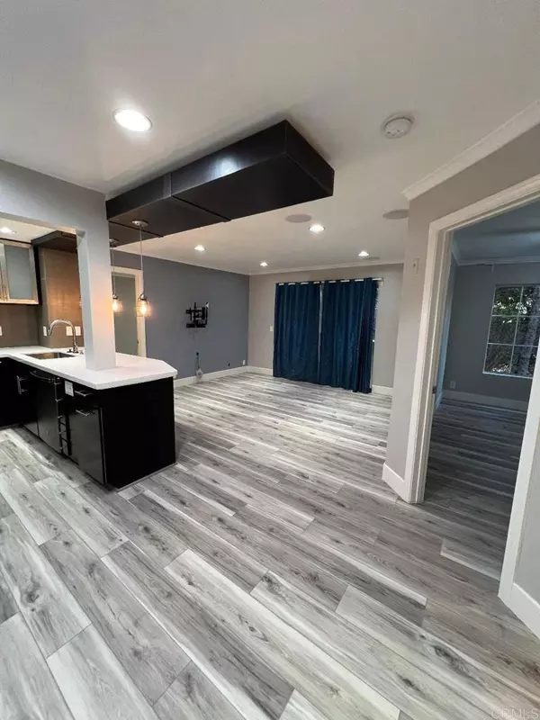 San Diego, CA 92102,3078 Broadway #107