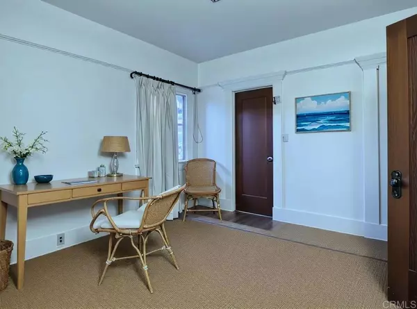 San Diego, CA 92103,2120 Pine ST