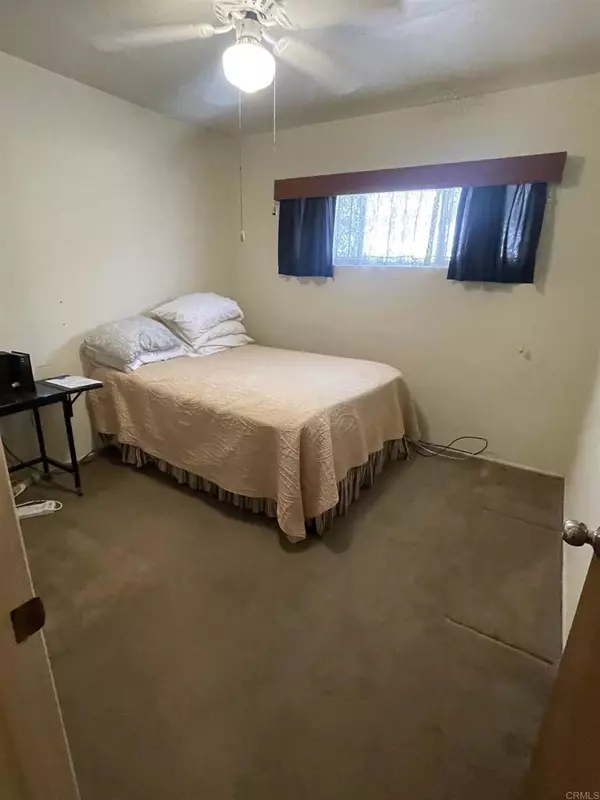 Calexico, CA 92231,722 N Preston DR E